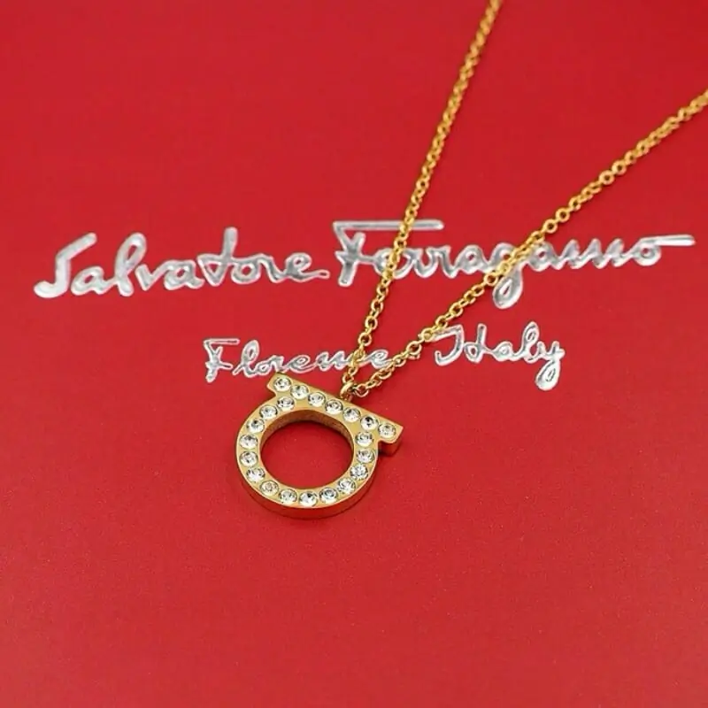 salvatore ferragamo collier s_12520a02